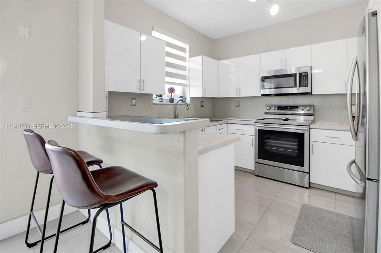 11491 NW 78th Ter, Doral, FL 33178 Photo