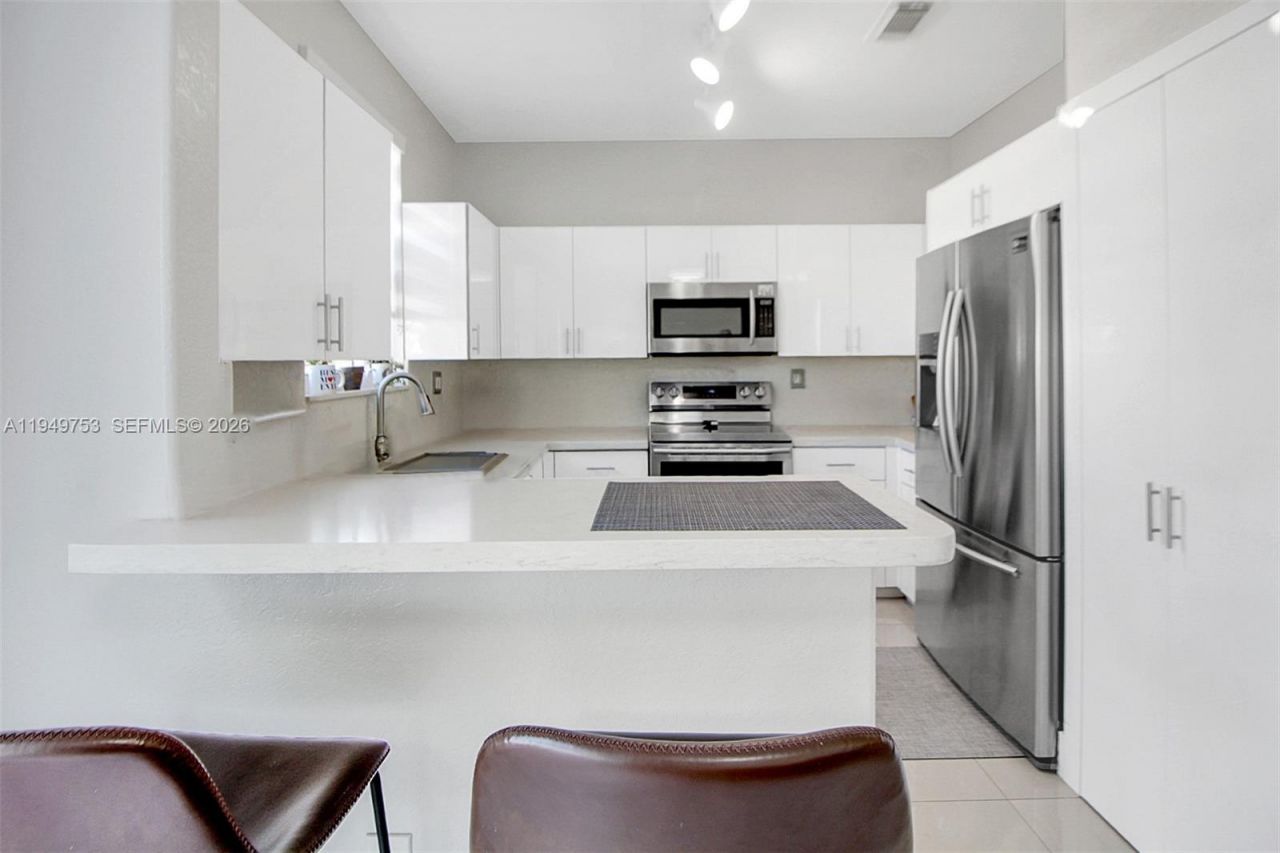 11491 NW 78th Ter, Doral, FL 33178 Photo