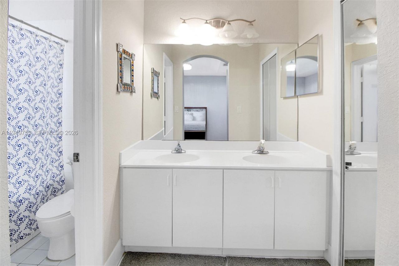 11491 NW 78th Ter, Doral, FL 33178 Photo