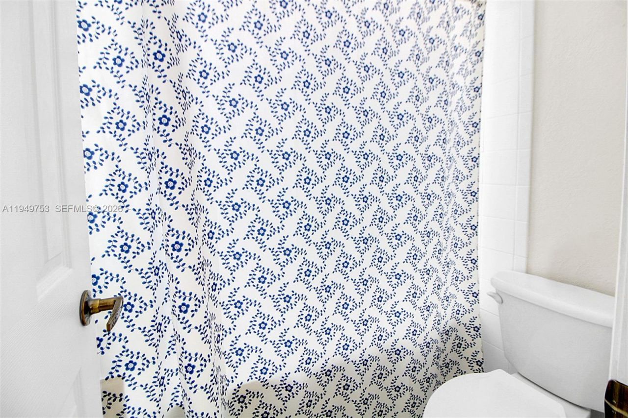 11491 NW 78th Ter, Doral, FL 33178 Photo