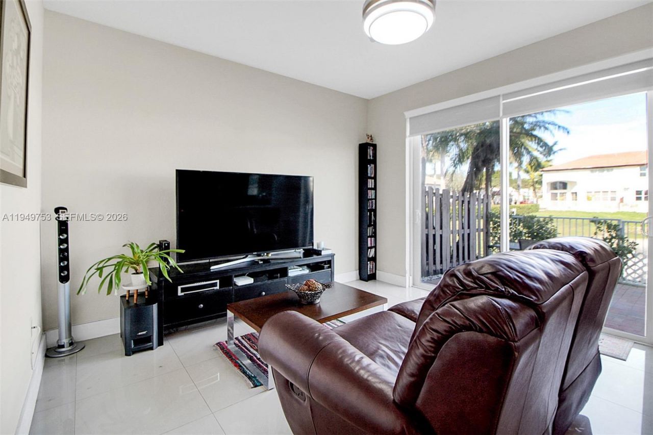 11491 NW 78th Ter, Doral, FL 33178 Photo