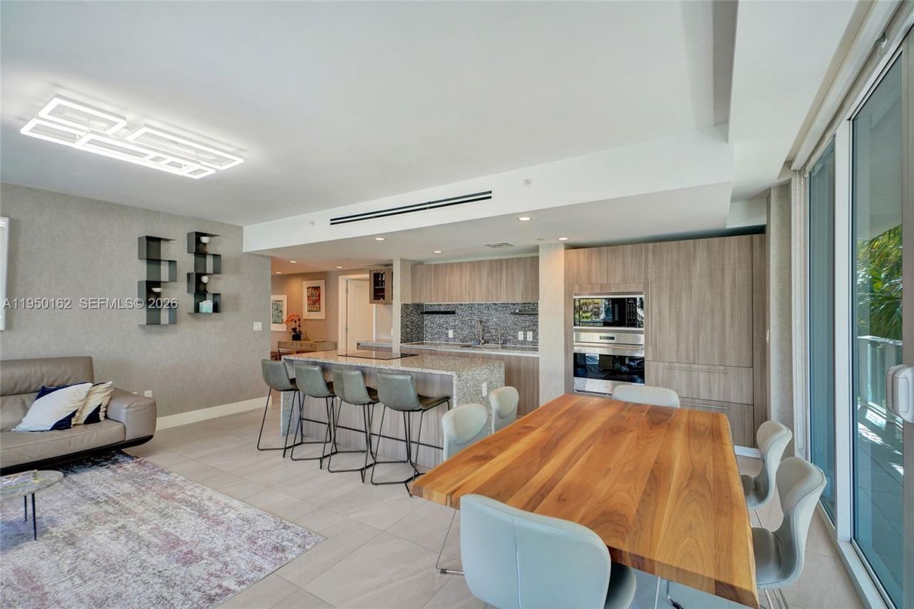 1170 101st St, Unit 201, Bay Harbor Islands, FL 33154 Photo