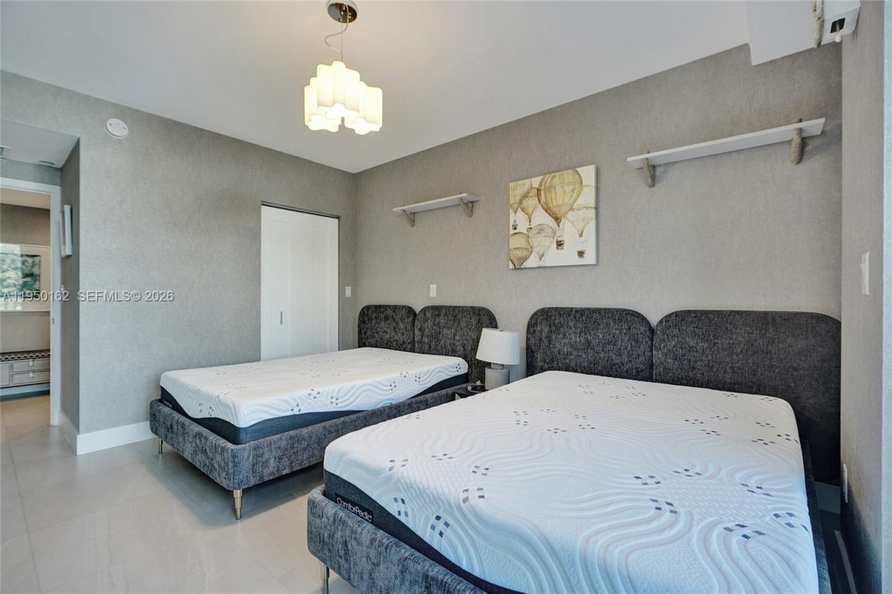 1170 101st St, Unit 201, Bay Harbor Islands, FL 33154 Photo