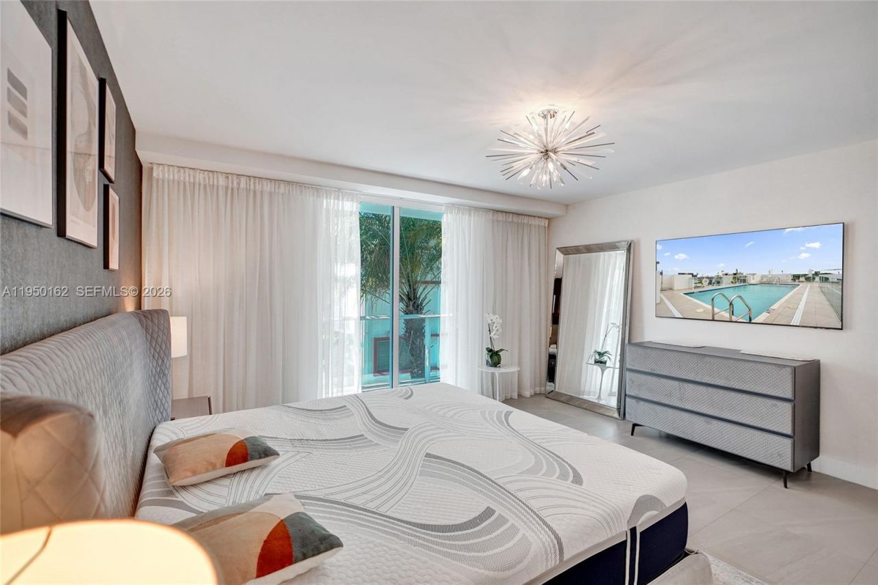 1170 101st St, Unit 201, Bay Harbor Islands, FL 33154 Photo