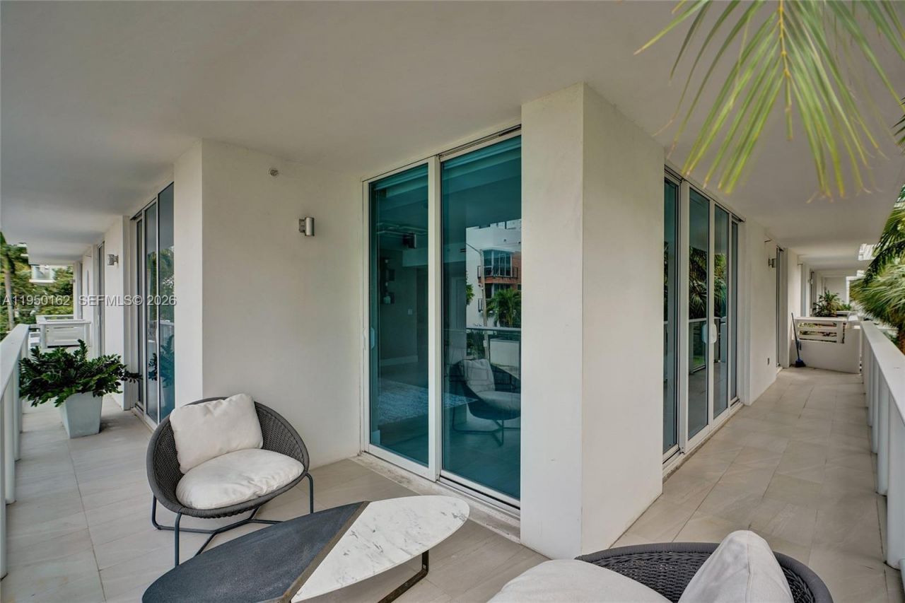 1170 101st St, Unit 201, Bay Harbor Islands, FL 33154 Photo