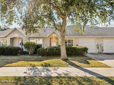 1018 GRAND HICKORY Circle, Holly Hill, FL 32117