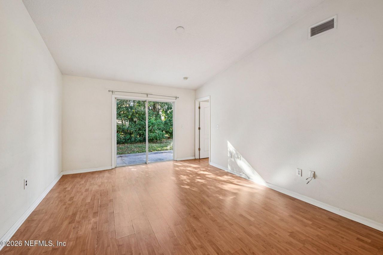 1018 Grand Hickory Circle, Holly Hill, FL 32117 Photo