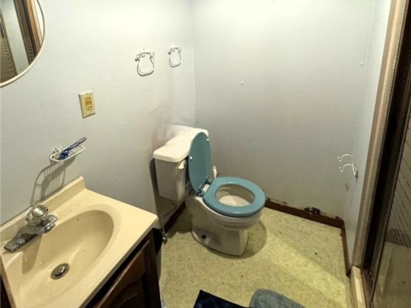 9717 David Road, Cleveland, OH 44125 Photo 14