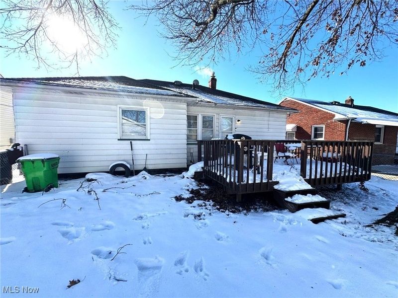 9717 David Road, Cleveland, OH 44125 Photo 3