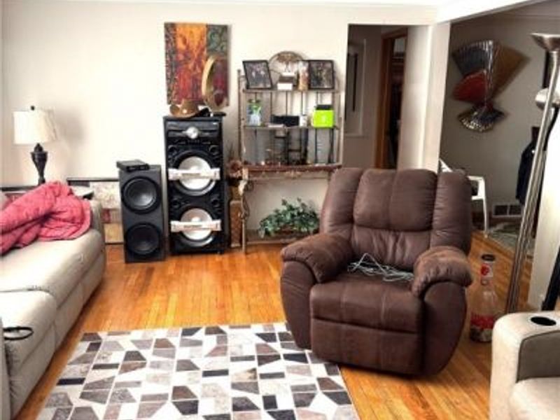 9717 David Road, Cleveland, OH 44125 Photo 5