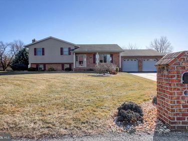 722 MAHANTANGO DRIVE, CHAMBERSBURG, PA 17202