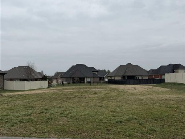 1468 Ivan Downs Boulevard , Bowling Green, KY 42104