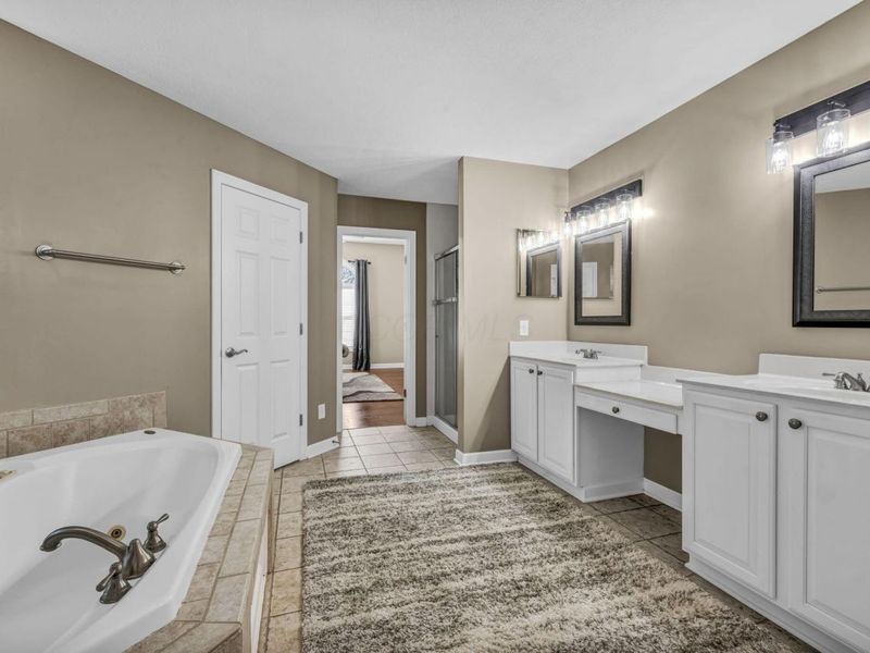 6030 Hampton N, Unit Corners, Hilliard, OH 43026 Photo 34