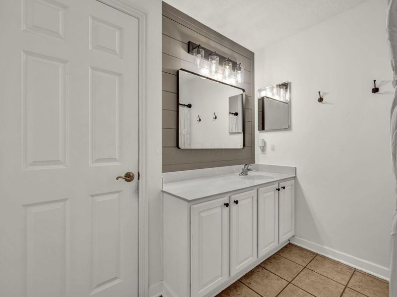 6030 Hampton N, Unit Corners, Hilliard, OH 43026 Photo 46