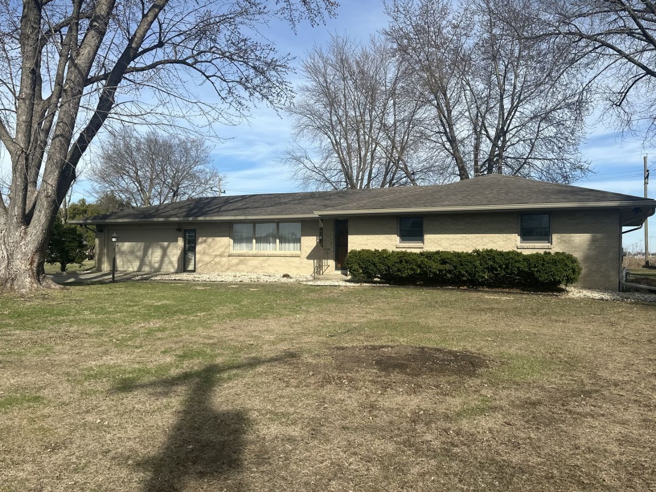 2408 16th Avenue, Sterling, IL 61081 Main Photo