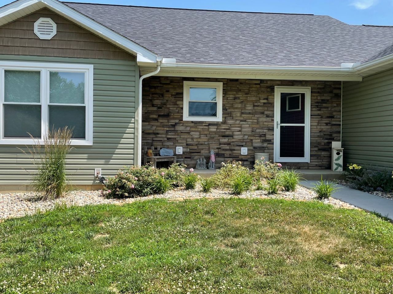 125 Old Bloomfield Road, Vienna, IL 62995 Main Photo