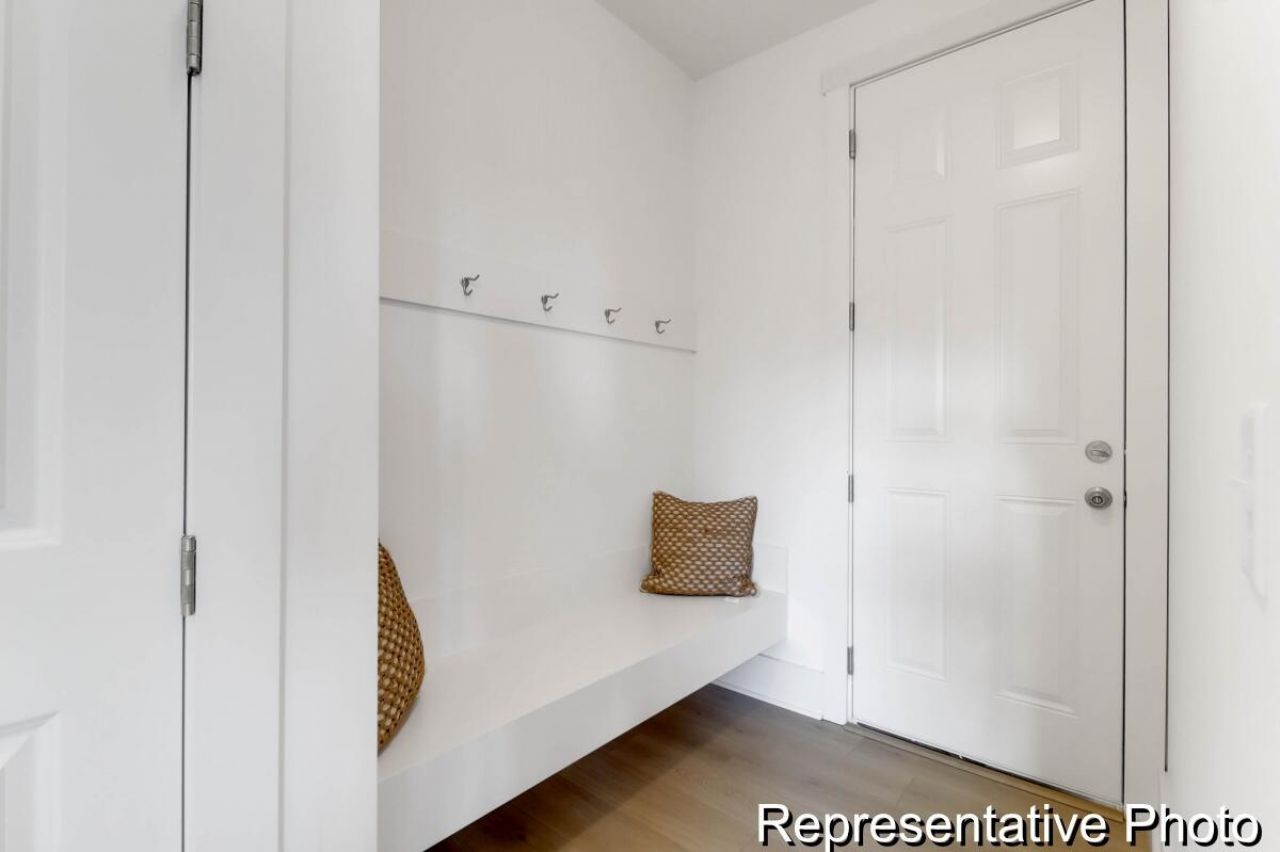 1042 House Finch Avenue Photo 15