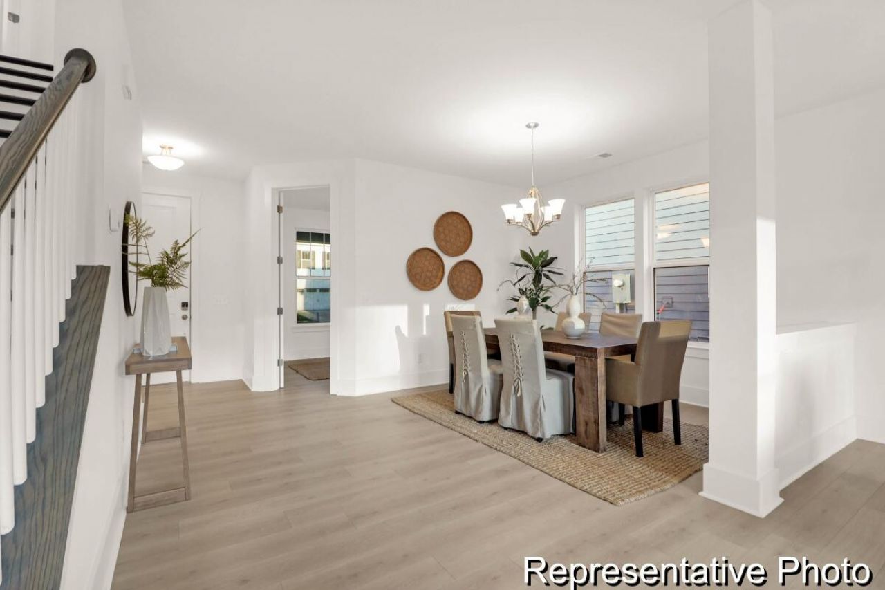 1042 House Finch Avenue Photo 8