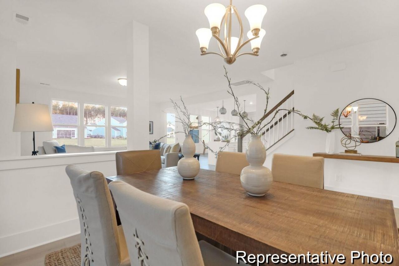 1042 House Finch Avenue Photo 9