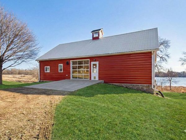 12141 Tripp Avenue, Fulda, MN 56131