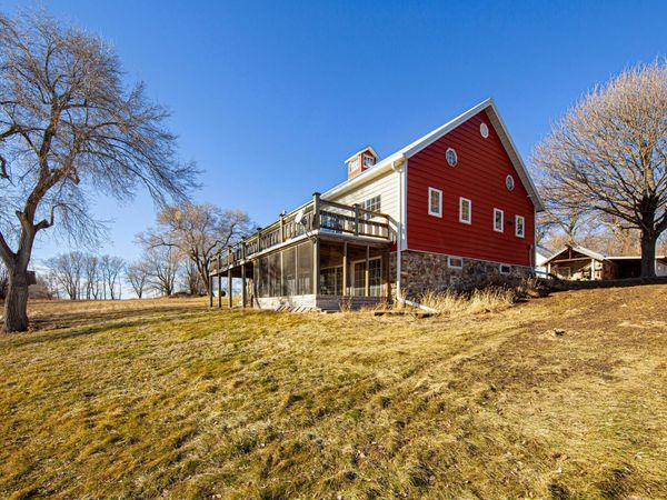 12141 Tripp Avenue, Fulda, MN 56131