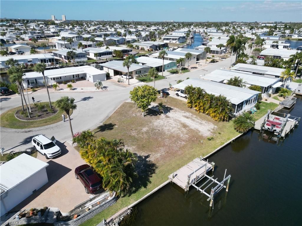 17931 Bryan Ct , Fort Myers Beach, FL 33931 Photo