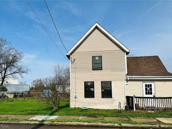 2103 Henry Avenue SW, Canton, OH 44706