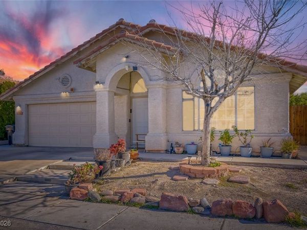 4944 Camino Del Santo Parkway, North Las Vegas, NV 89031
