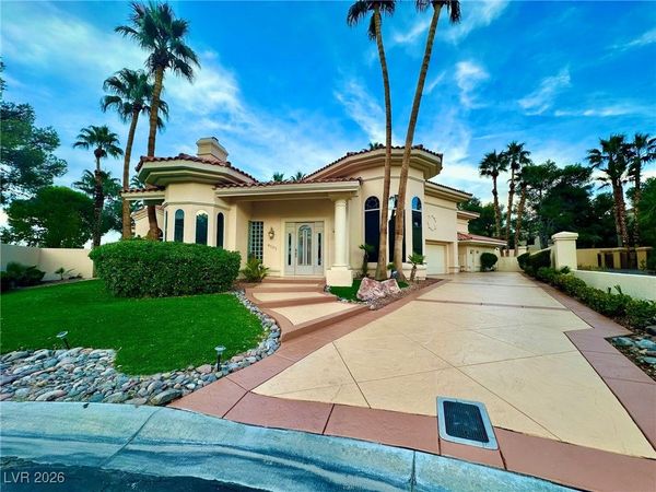8101 Moonstone Circle , Las Vegas, NV 89128