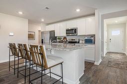 157 Homestead Way photo 4