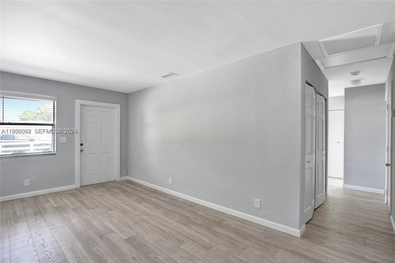 1200 W 31st St, Unit B, Riviera Beach, FL 33404 Photo