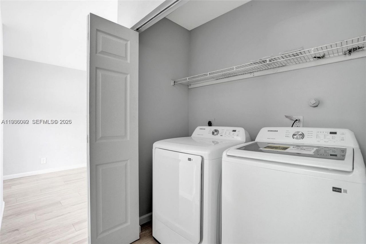 1200 W 31st St, Unit B, Riviera Beach, FL 33404 Photo