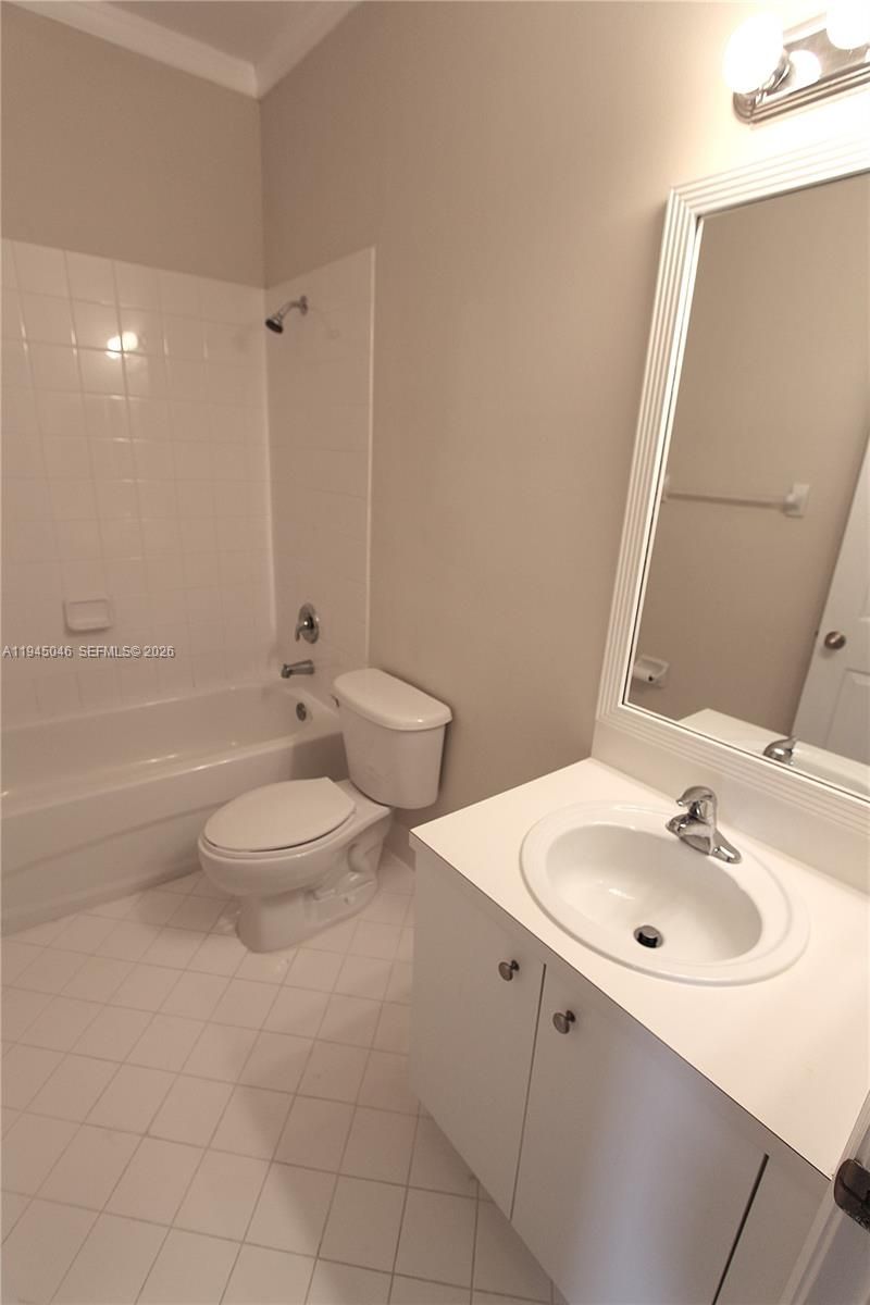 9274 SW 220th Ter, Unit 9274, Cutler Bay, FL 33190 Photo