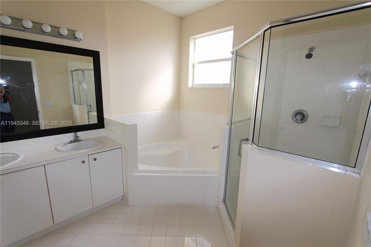 9274 SW 220th Ter, Unit 9274, Cutler Bay, FL 33190 Photo