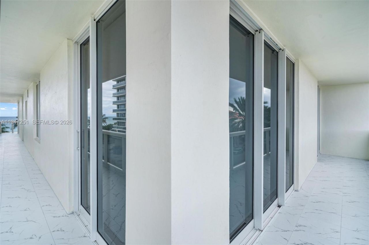 9559 Collins Ave, Unit S4-E, Surfside, FL 33154 Photo