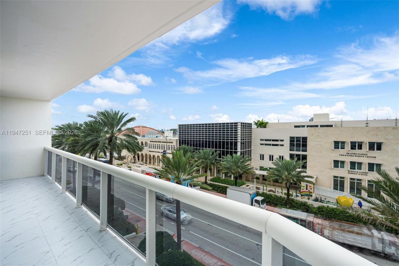 9559 Collins Ave, Unit S4-E, Surfside, FL 33154 Photo