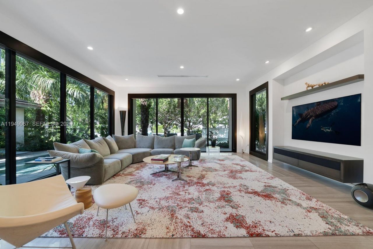 6840 Sunrise Pl , Coral Gables, FL 33133 Photo