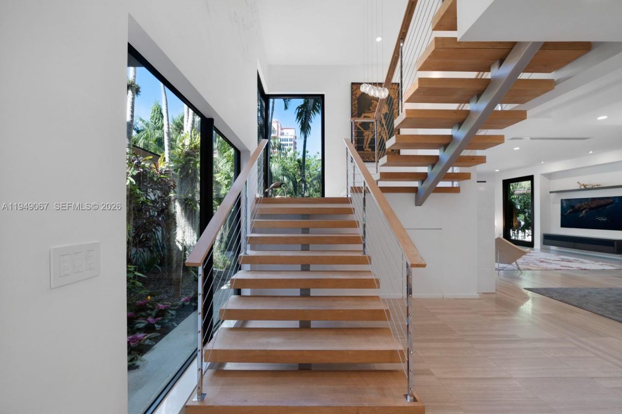 6840 Sunrise Pl , Coral Gables, FL 33133 Photo