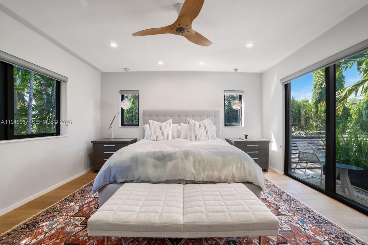 6840 Sunrise Pl , Coral Gables, FL 33133 Photo