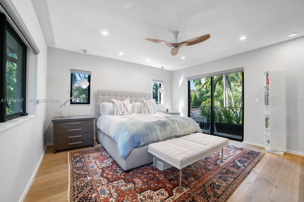 6840 Sunrise Pl , Coral Gables, FL 33133 Photo