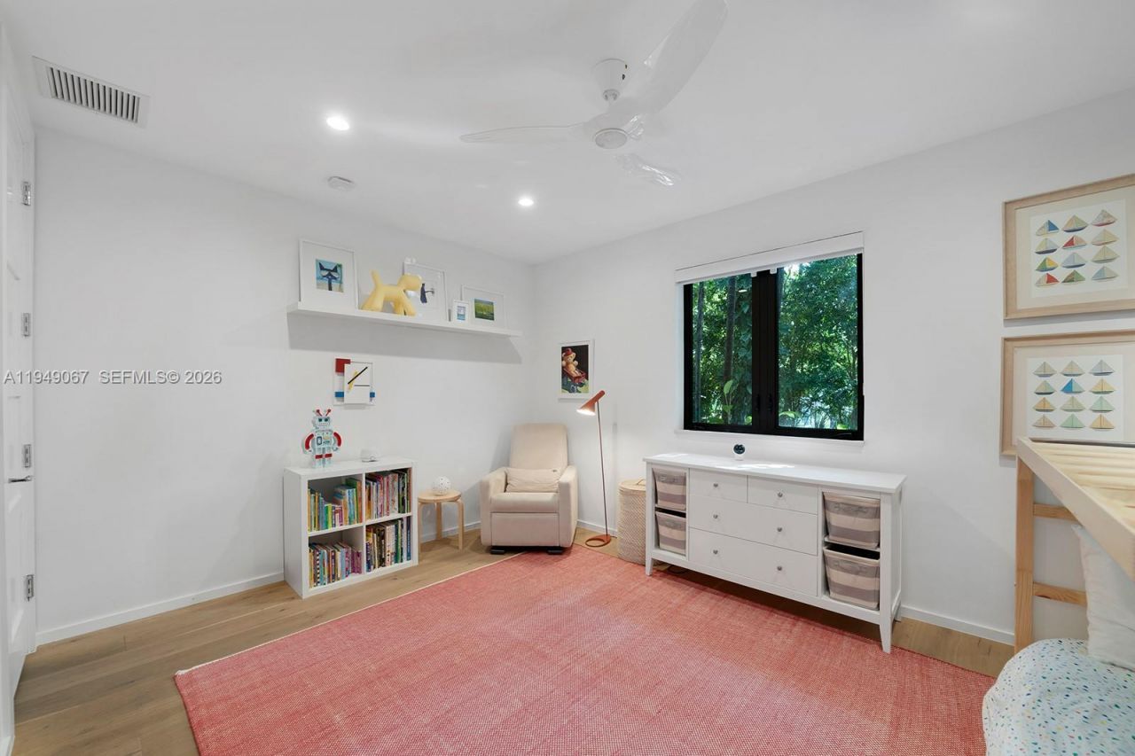 6840 Sunrise Pl , Coral Gables, FL 33133 Photo