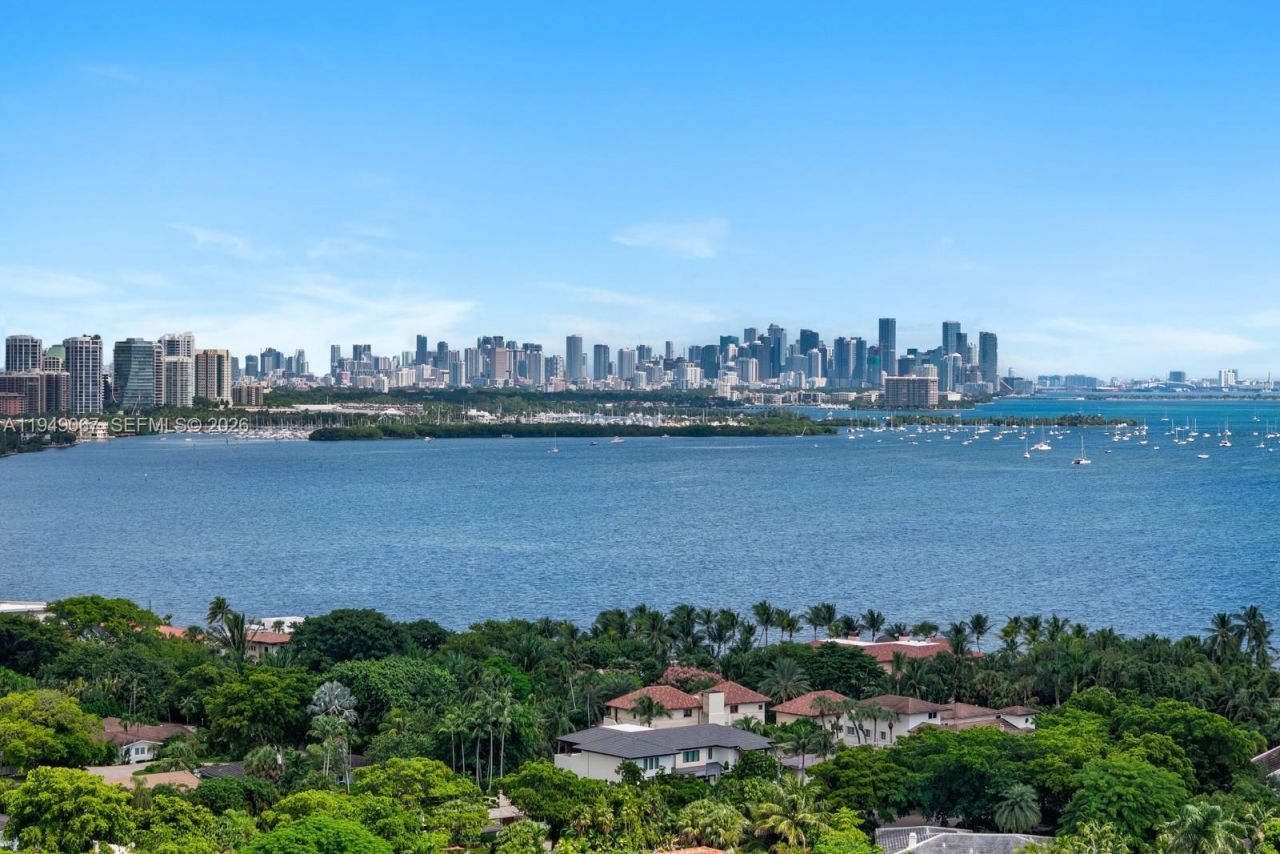 6840 Sunrise Pl , Coral Gables, FL 33133 Photo