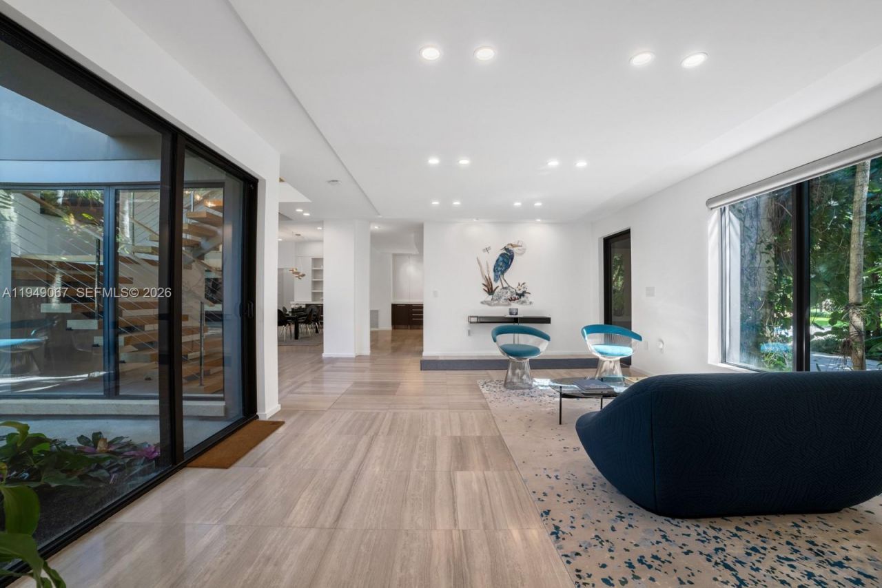 6840 Sunrise Pl , Coral Gables, FL 33133 Photo