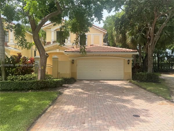 1659 Passion Vine Cir, Unit 18-4, Weston, FL 33326