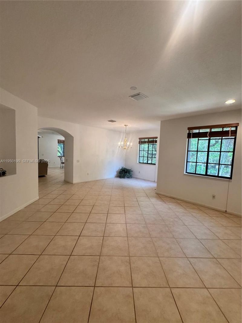1659 Passion Vine Cir, Unit 18-4, Weston, FL 33326 Photo