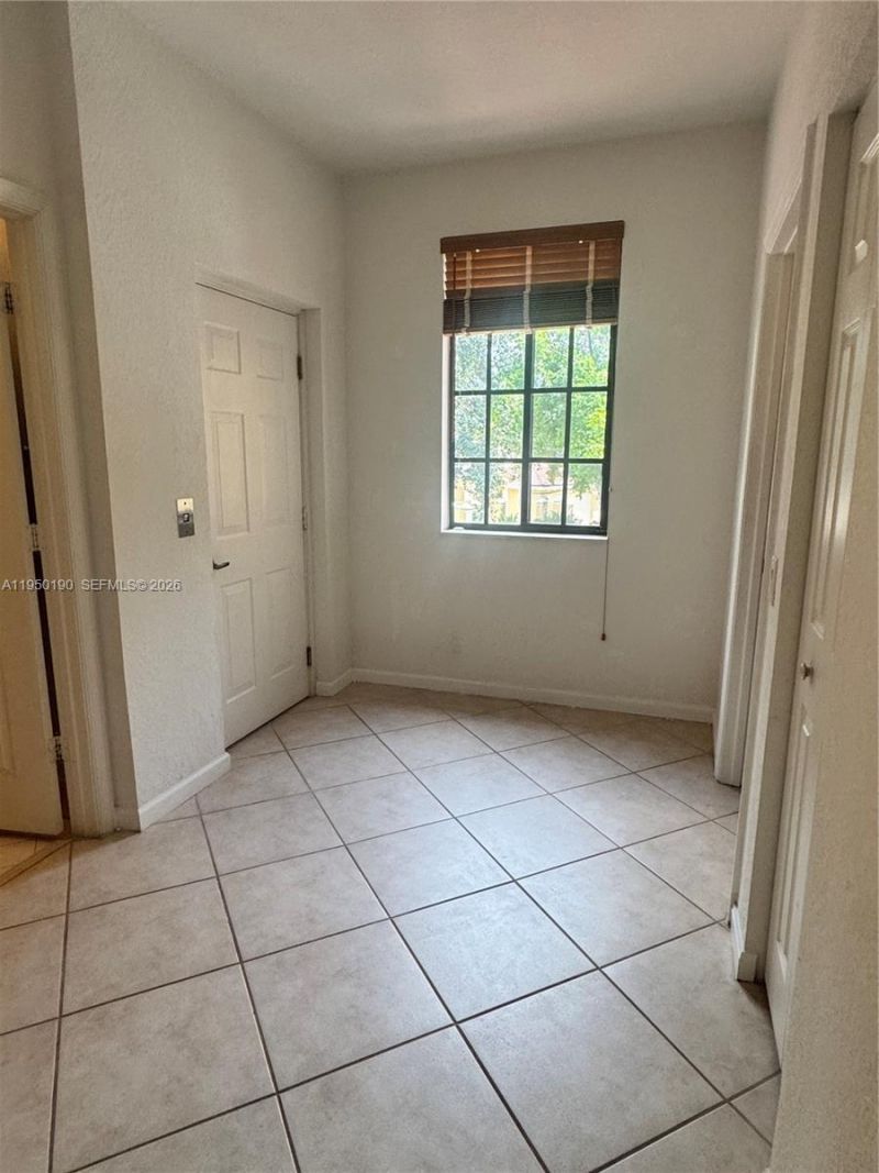 1659 Passion Vine Cir, Unit 18-4, Weston, FL 33326 Photo