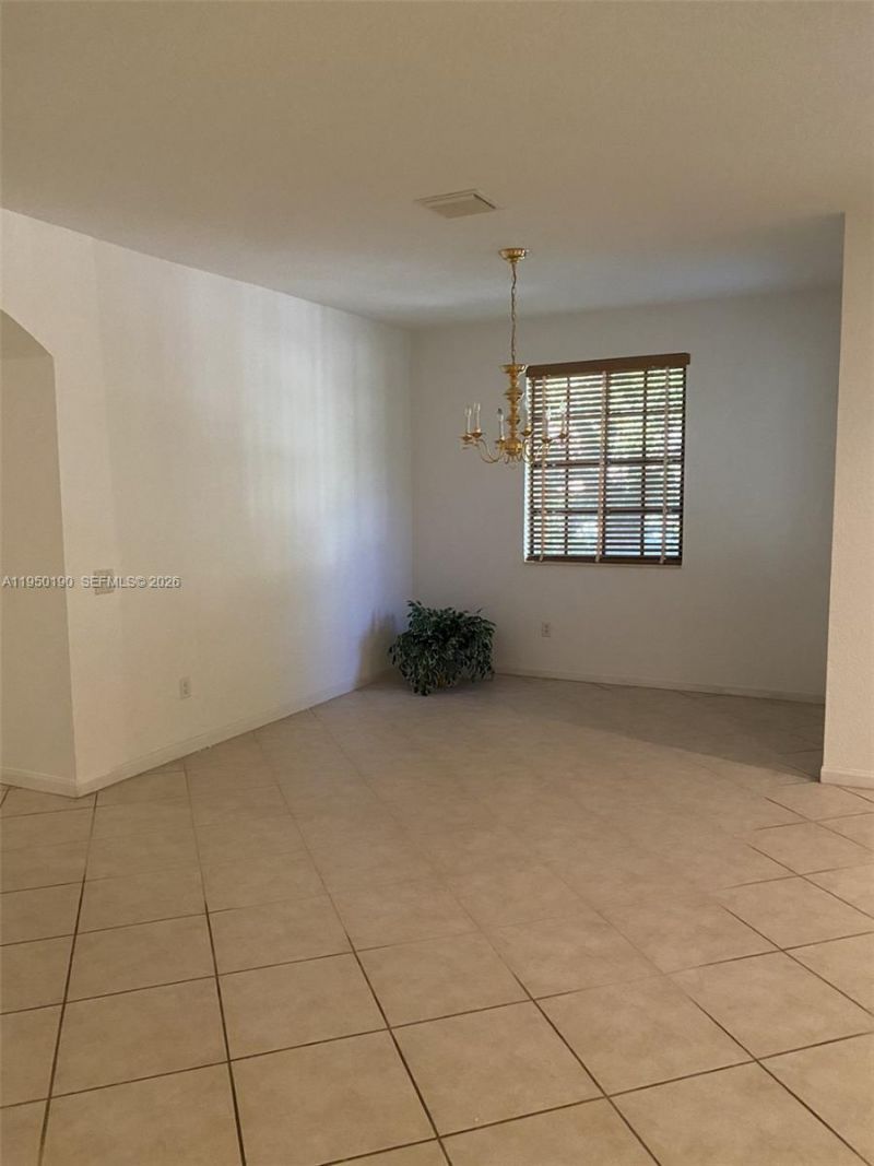 1659 Passion Vine Cir, Unit 18-4, Weston, FL 33326 Photo