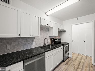 1001 CITY AVENUE, Unit W-113, WYNNEWOOD, PA 19096