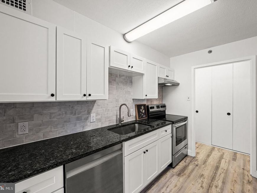 1001 City Avenue, Unit W-113, Wynnewood, PA 19096 Main Photo