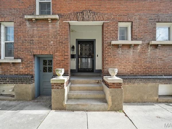 5099 Waterman Boulevard, St Louis, MO 63108